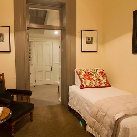 Olivers Central Otago Bed & Breakfast Clyde Room photo